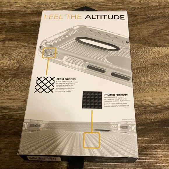 NWT Galaxy S 20 Plus “Cell helmet” altitude series phone case!! Clear - Picture 4 of 5